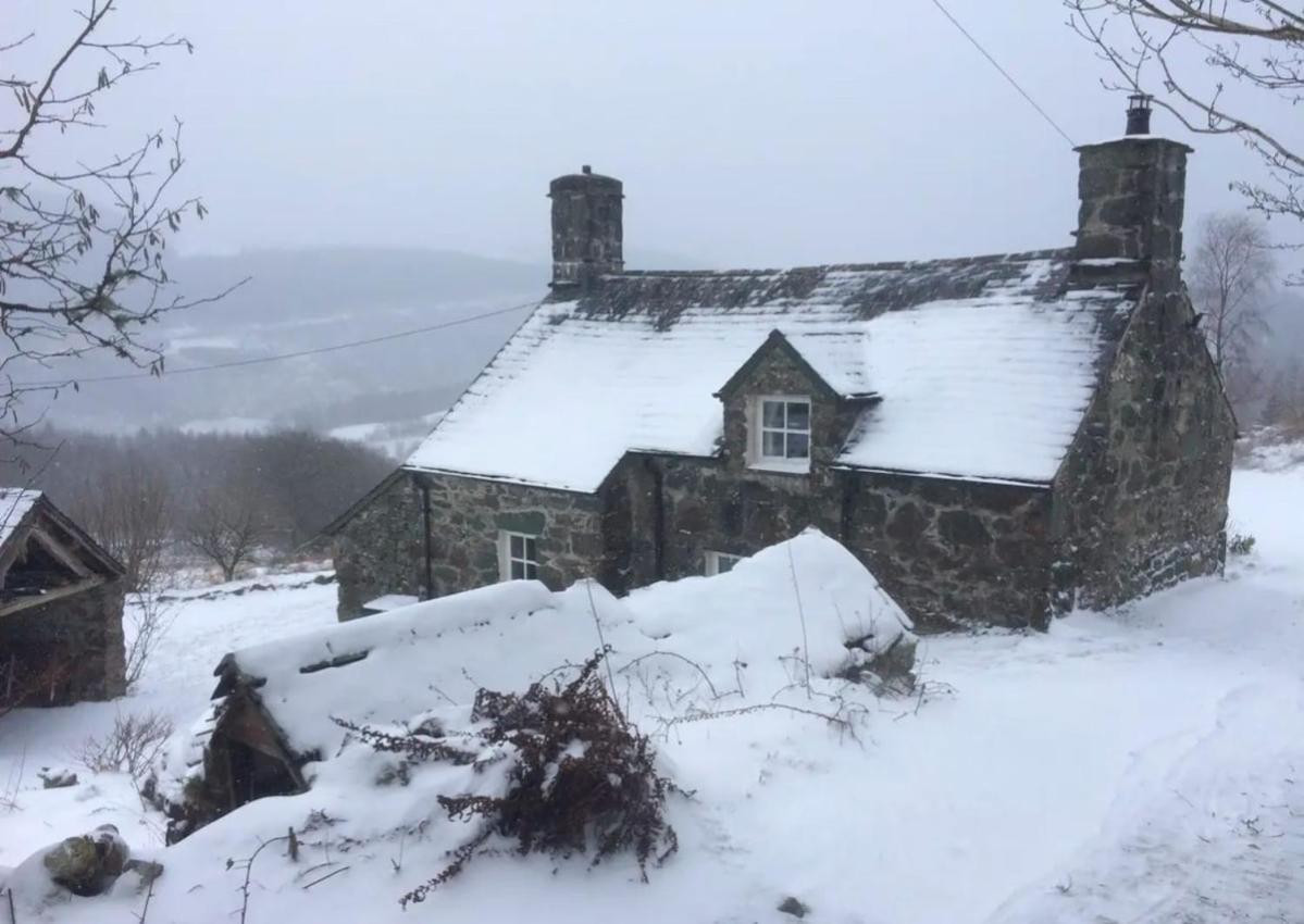 Tyn Y Simdde - Secluded Mountain Stay - Stunning Views Of Eryri Dolgellau Exterior photo